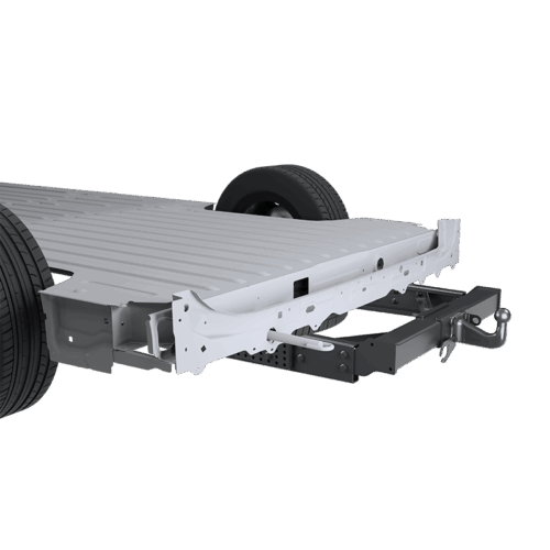 Attache-remorque installé sur le châssis d'un fourgon Renault Master 4 XDD