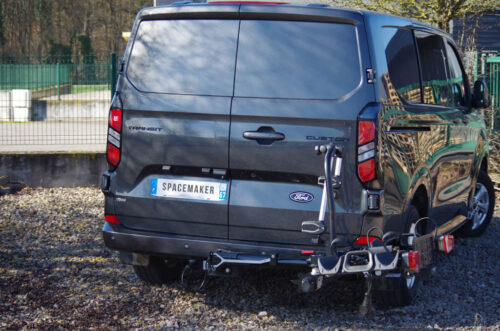Pack avec bras pivotant et porte-vélos sur boule d’attelage SpaceMaker