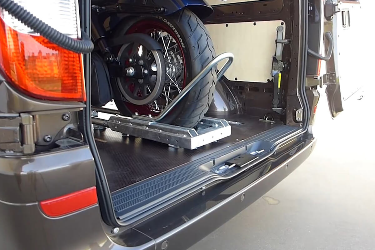 Kit de chargement Kaléo pour sangler une moto dans un fourgon