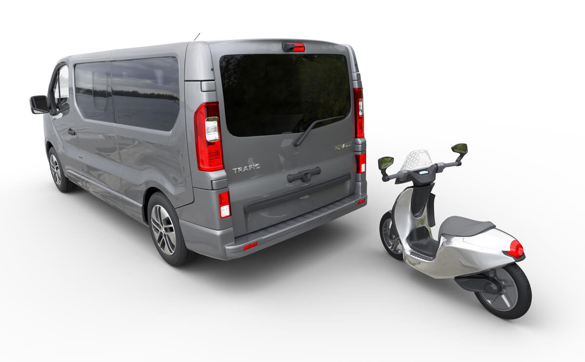 Transporter un scooter dans un fourgon