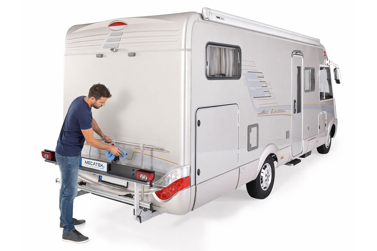 Maintenance and cleaning of a motorhome bike rack